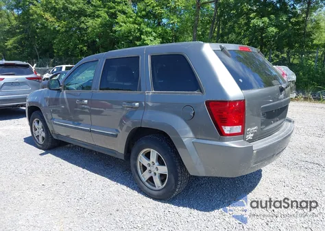 2007 Jeep Grand Cherokee Laredo z USA, uszkodzony, nr VIN 1J8GR48K07C597248